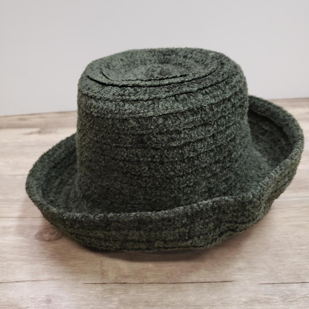 Betmar Hat Bucket Fitted Womens One Size Green Boucle Acrylic Winter Taiwan